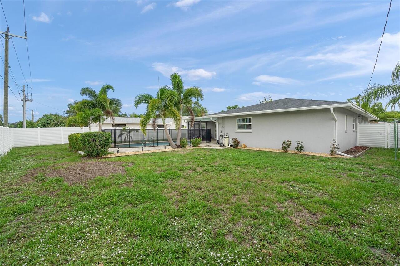 Listing Photo 43