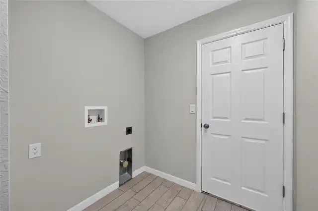 Listing Photo 33