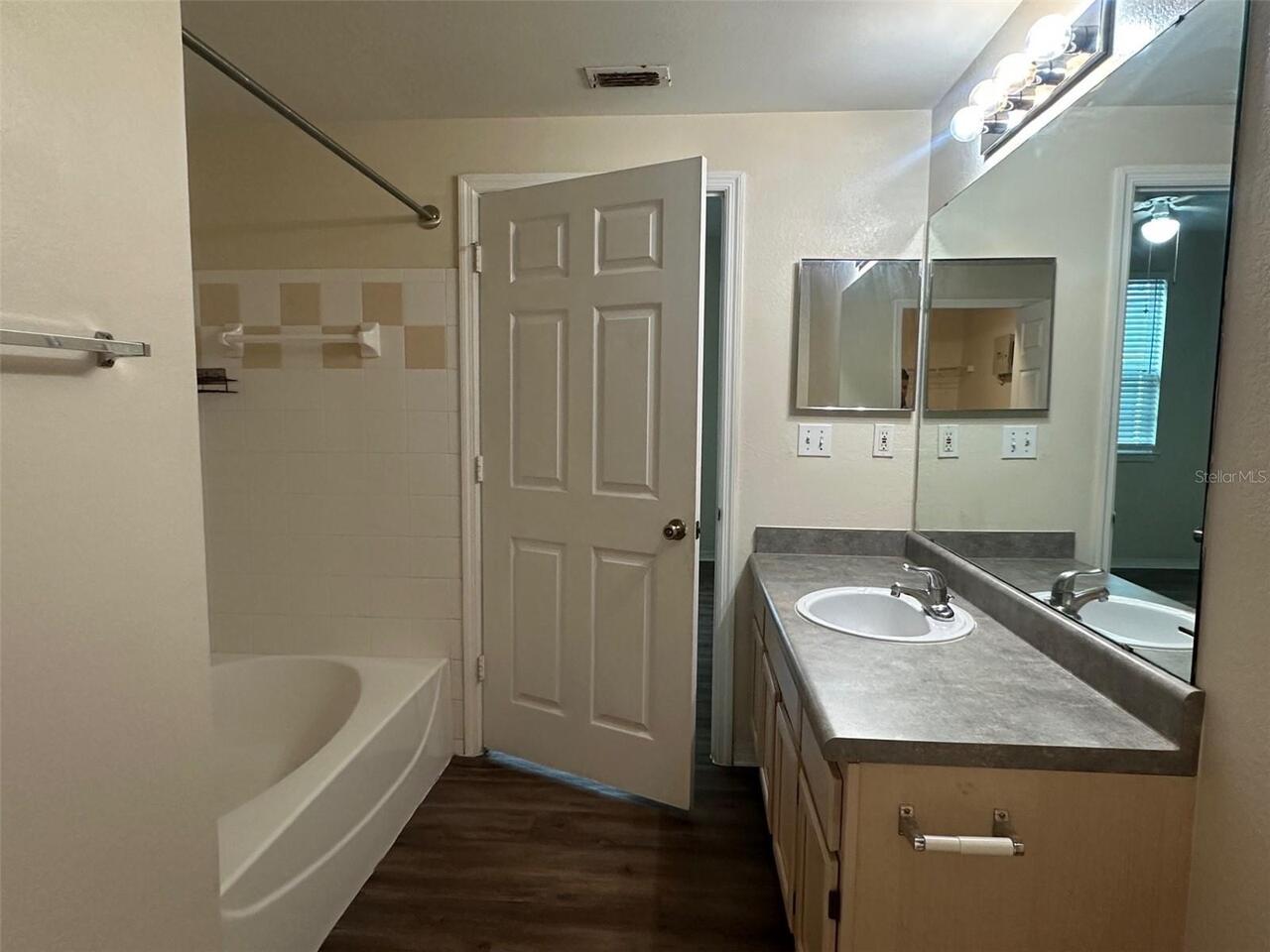 Listing Photo 20