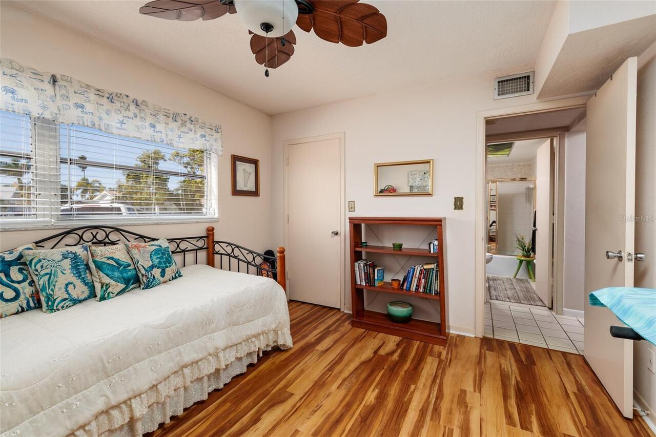 Listing Photo 25