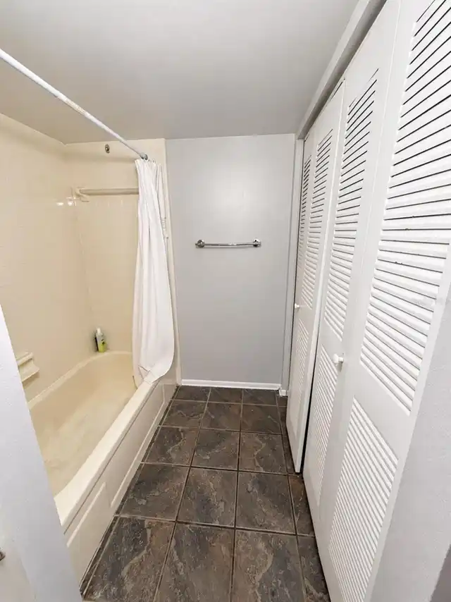 Listing Photo 18