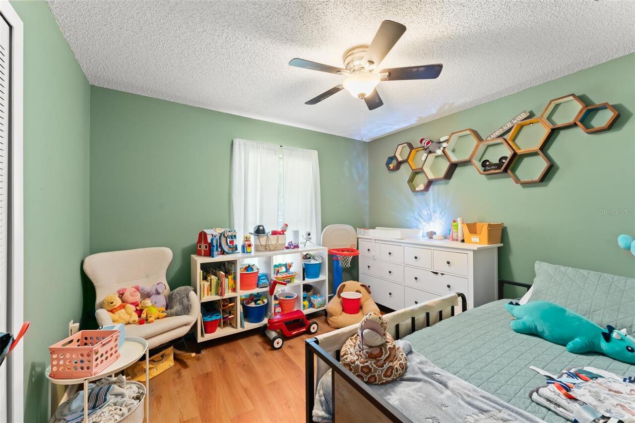 Listing Photo 9