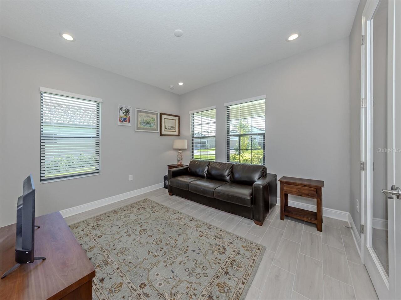 Listing Photo 35