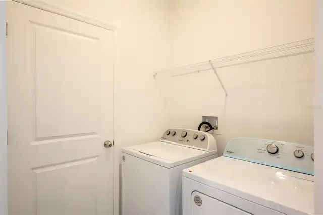 Listing Photo 14