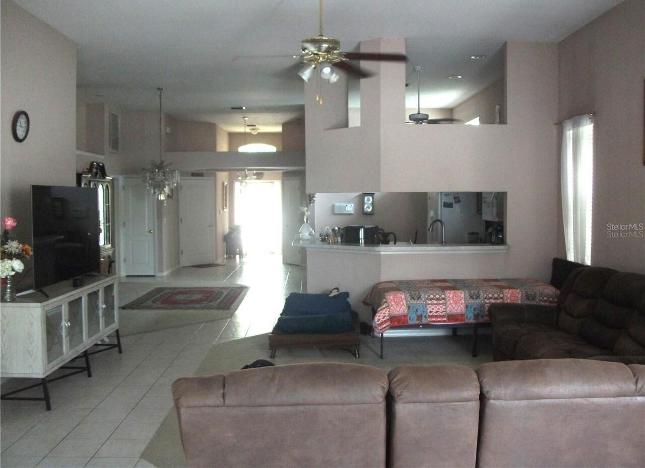 Listing Photo 14