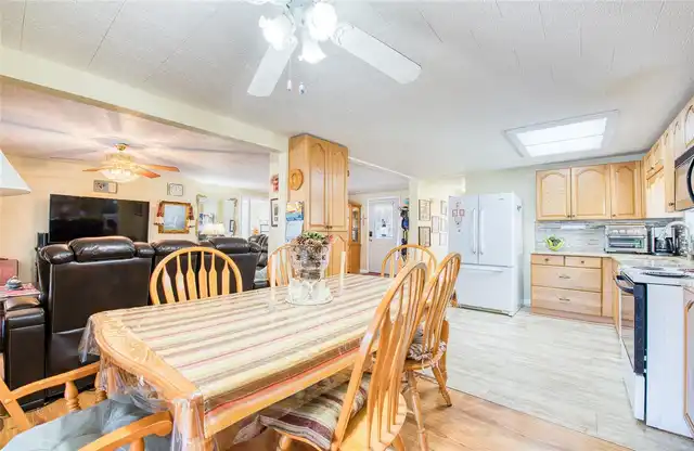 Listing Photo 20
