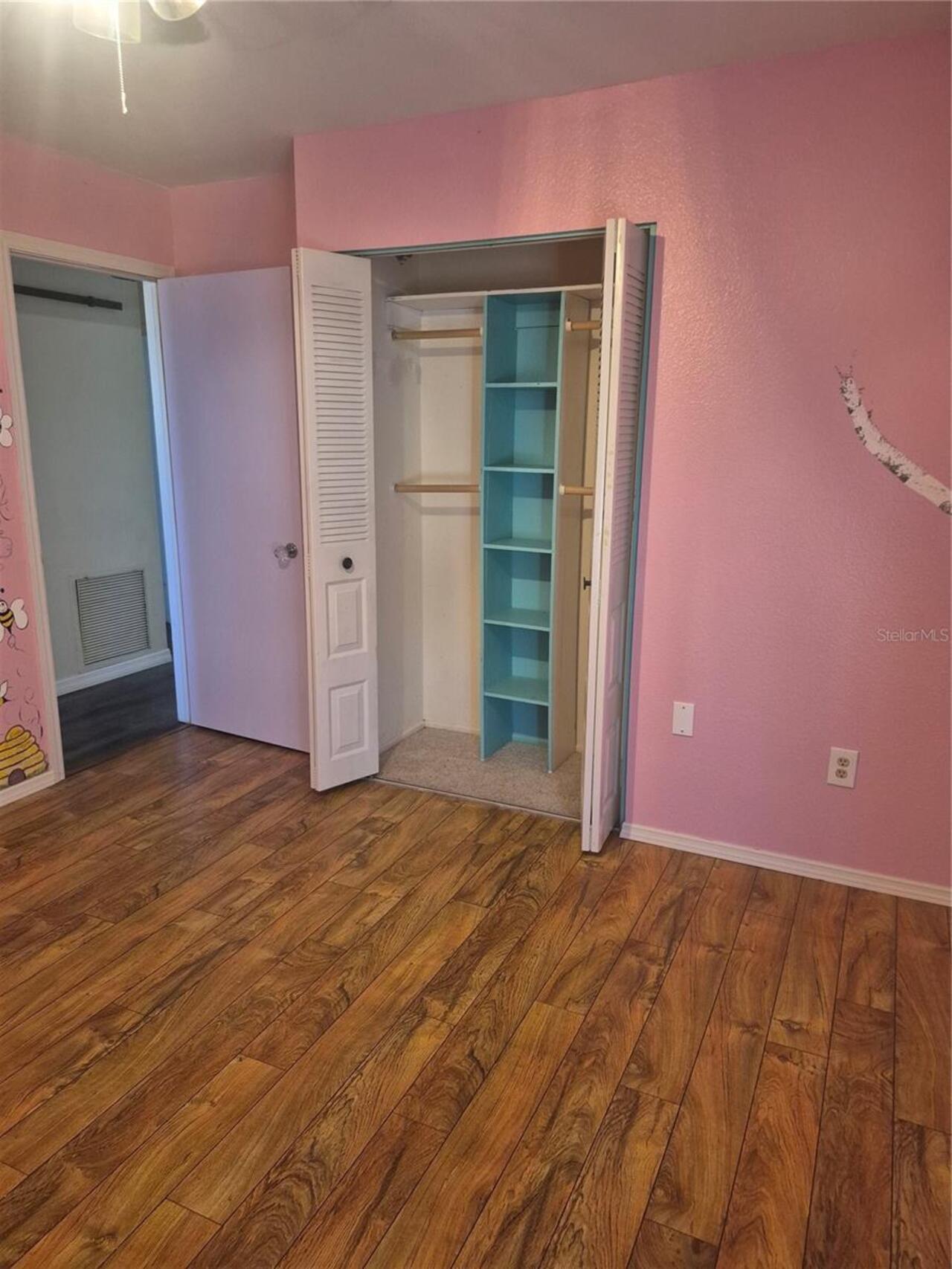 Listing Photo 18