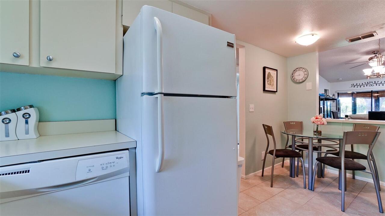 Listing Photo 9