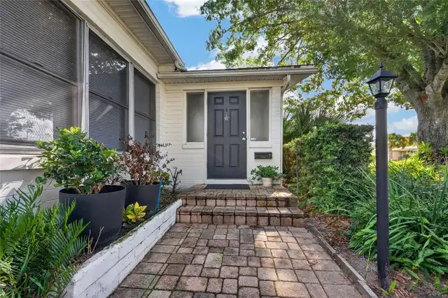 Listing Photo 7