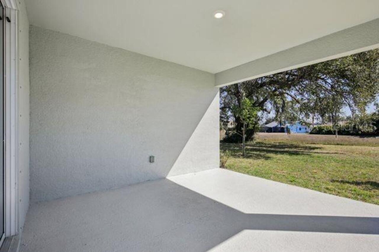 Listing Photo 33