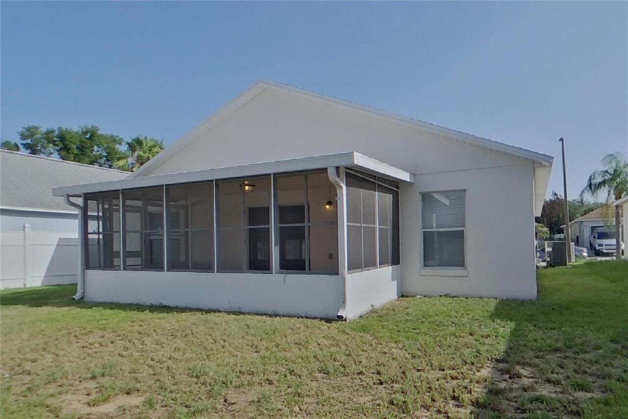 Listing Photo 17