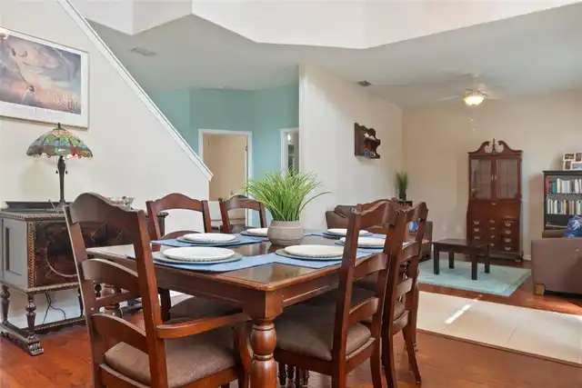 Listing Photo 11