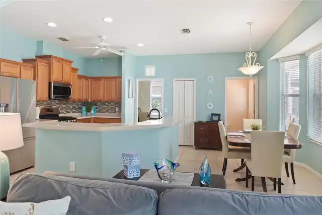 Listing Photo 16