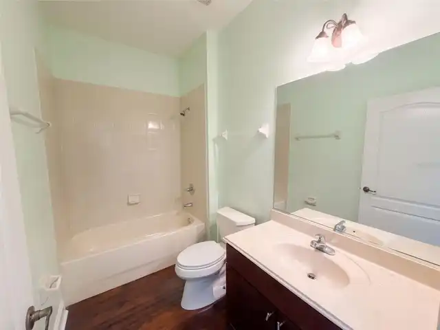 Listing Photo 32