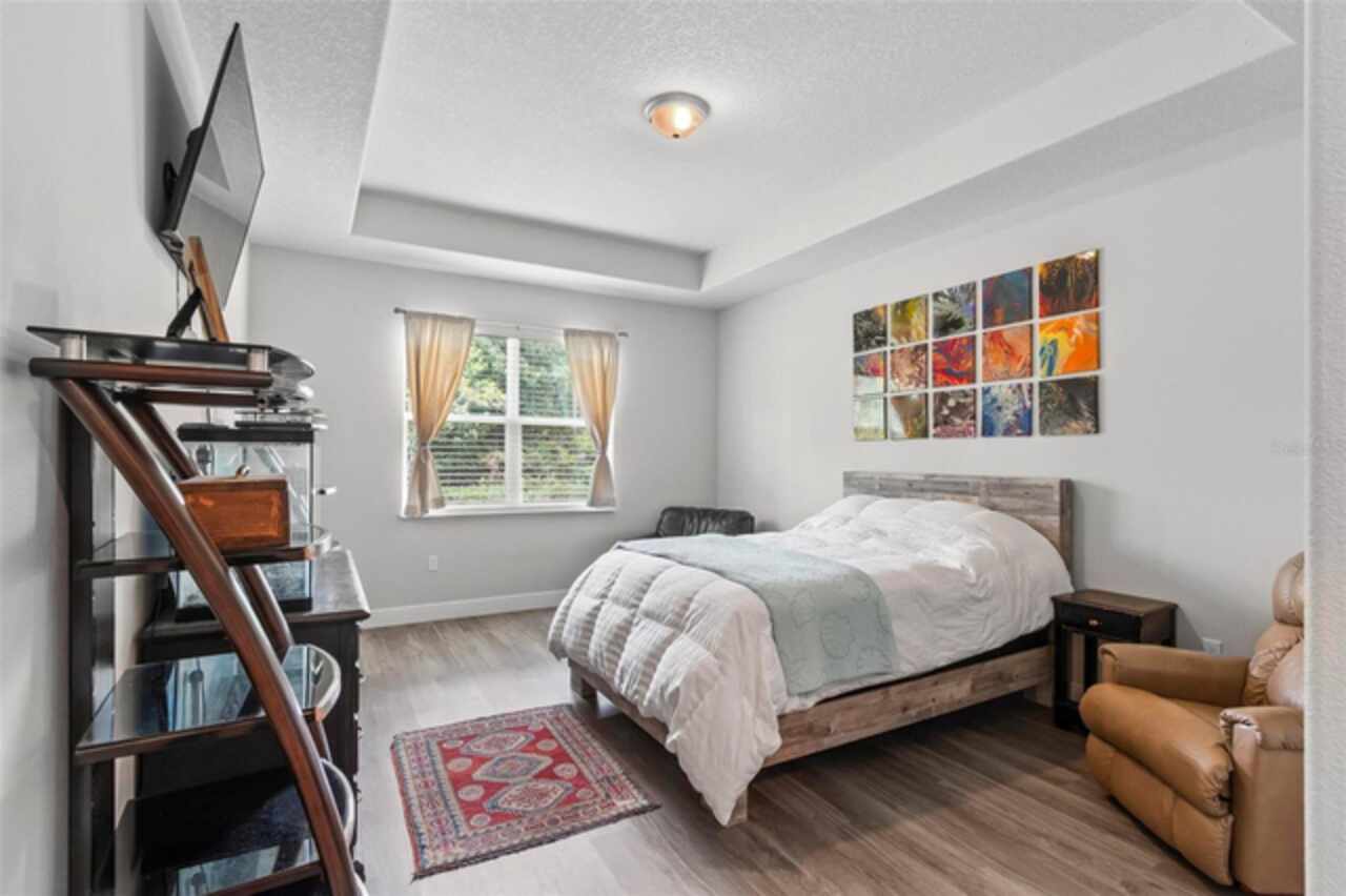 Listing Photo 24