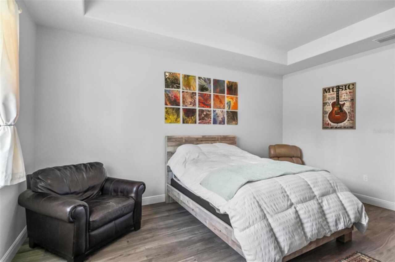 Listing Photo 25