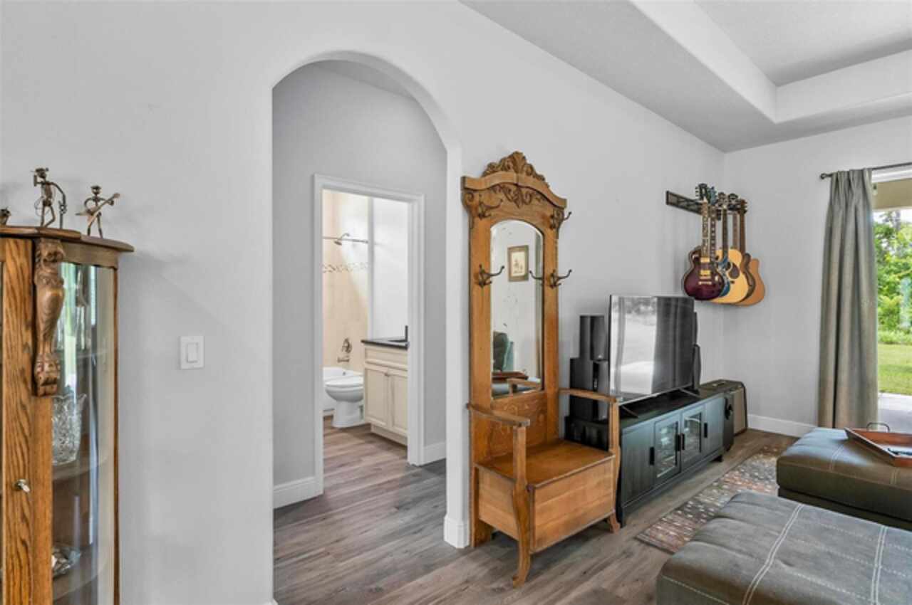 Listing Photo 42