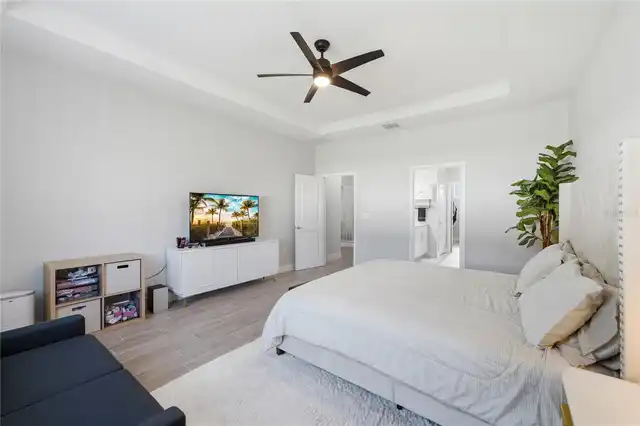 Listing Photo 33