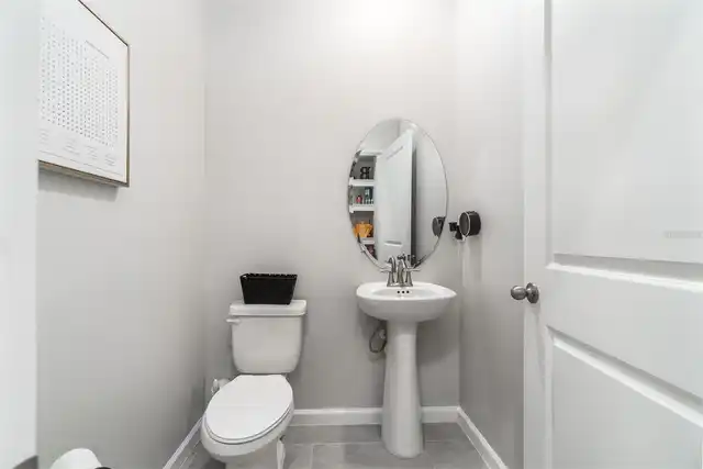 Listing Photo 12