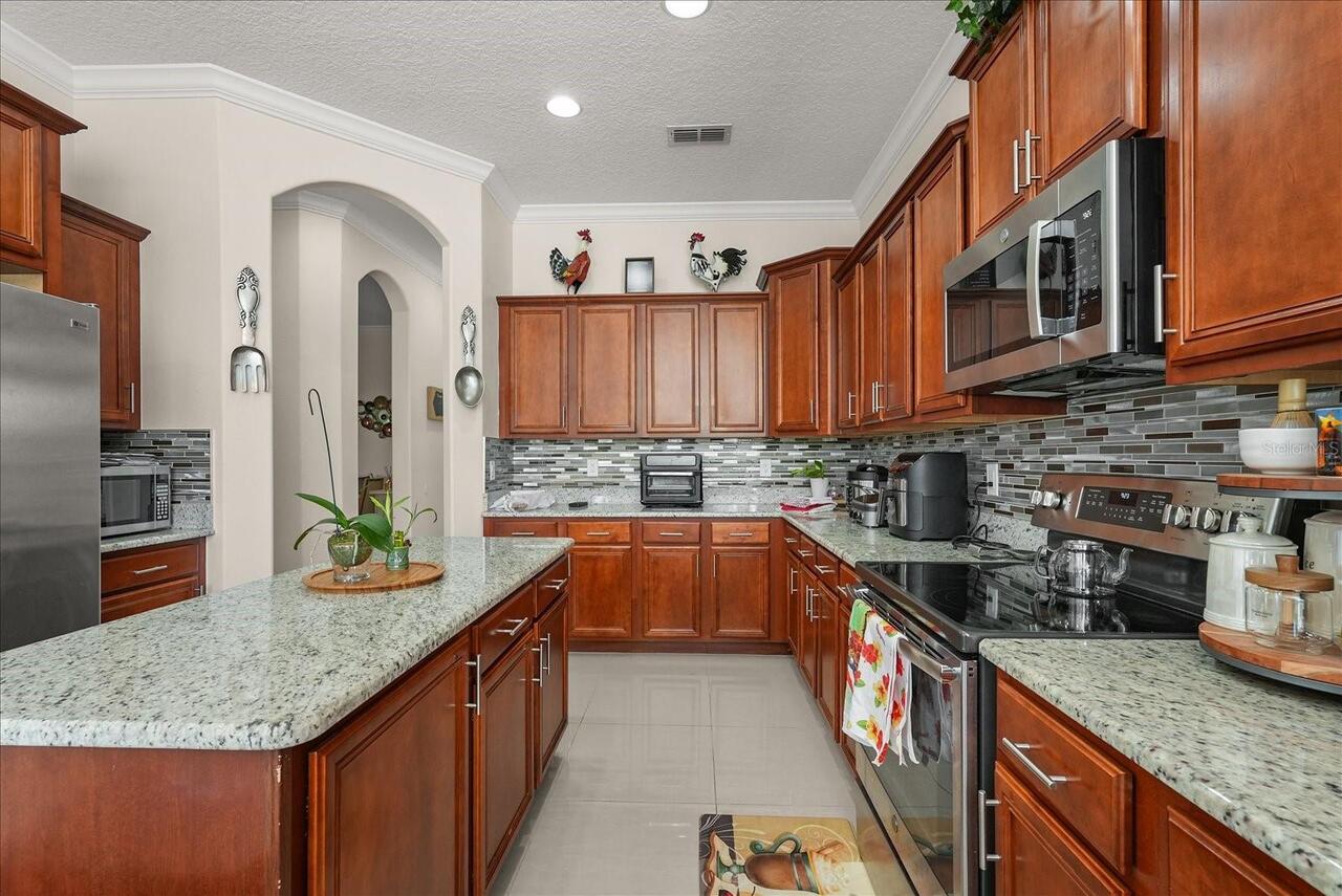 Listing Photo 16