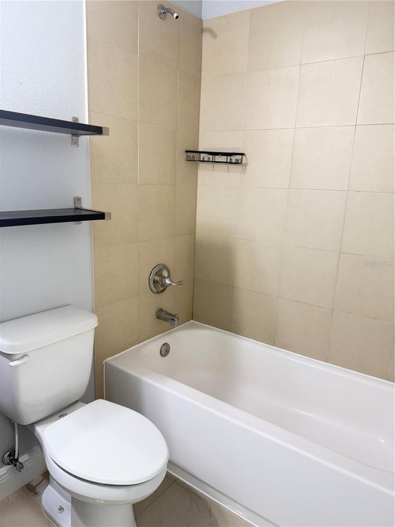 Listing Photo 16