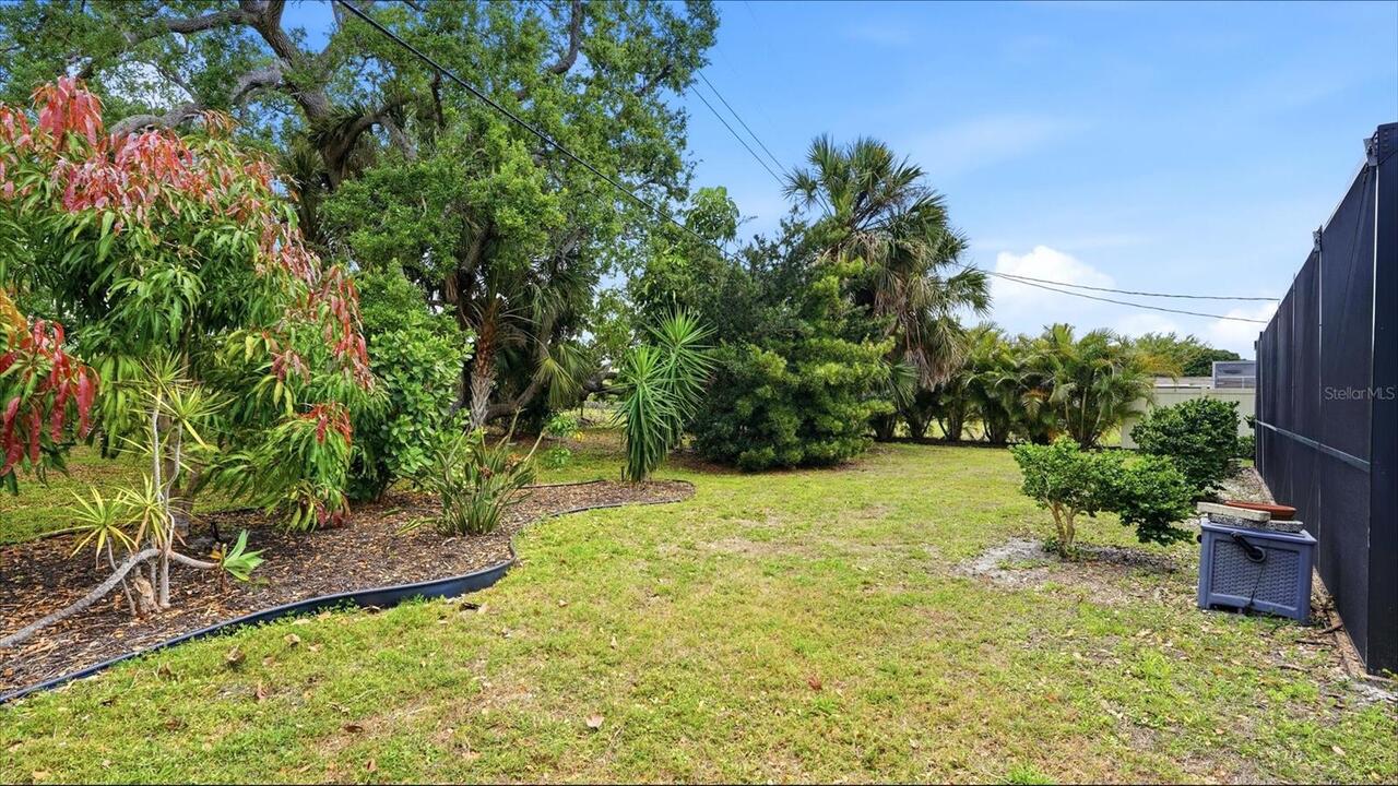 Listing Photo 38