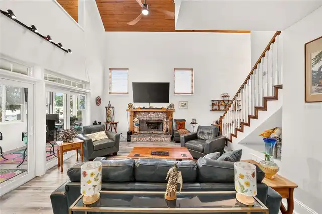 Listing Photo 15