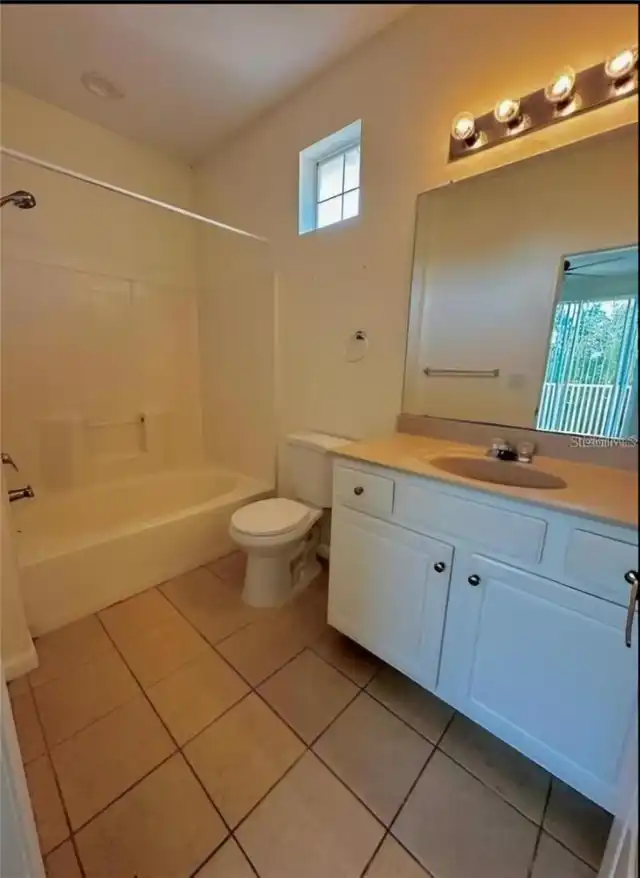 Listing Photo 7