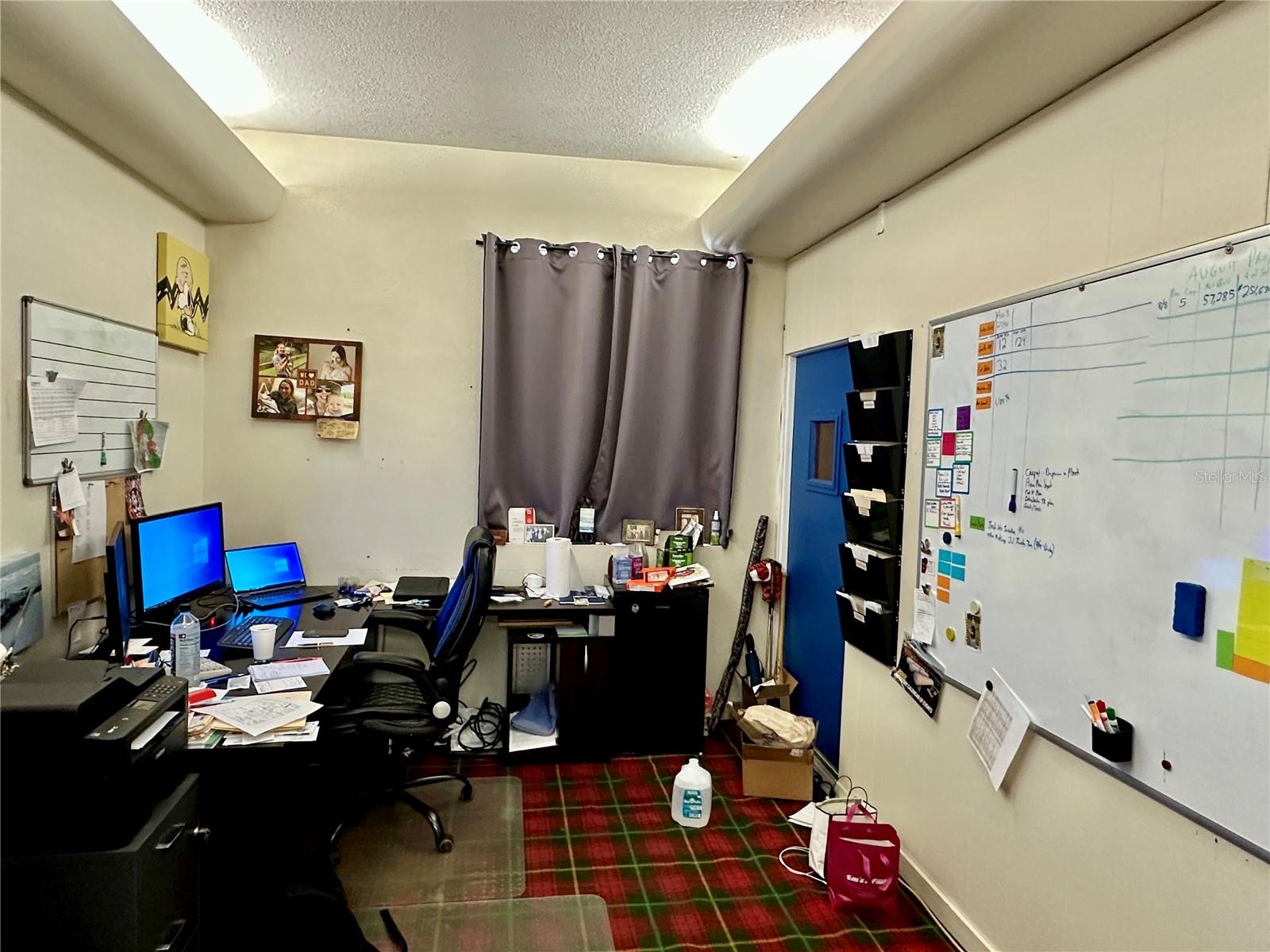 Listing Photo 11