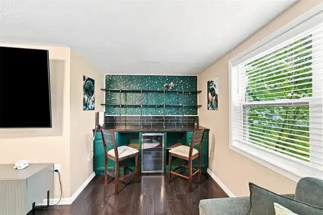 Listing Photo 20