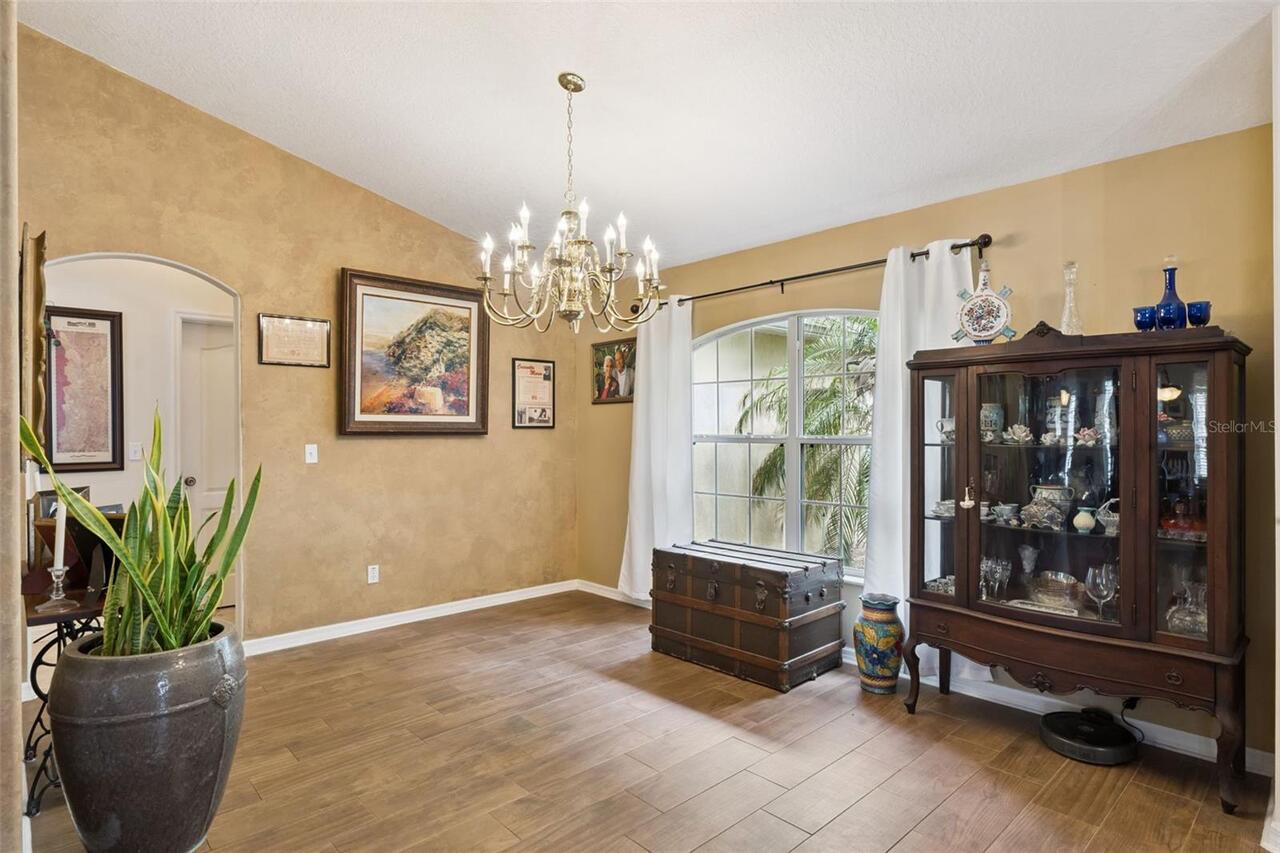 Listing Photo 8