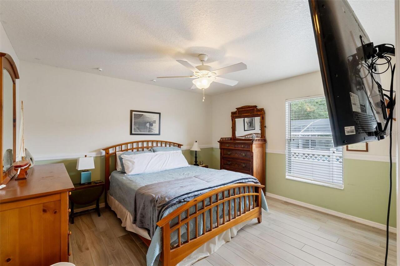 Listing Photo 28