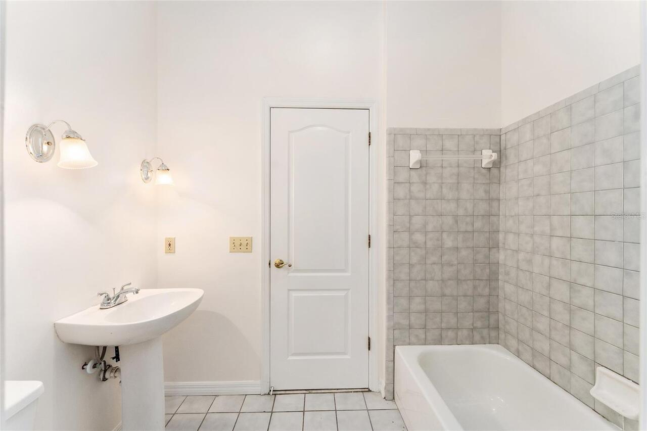 Listing Photo 15