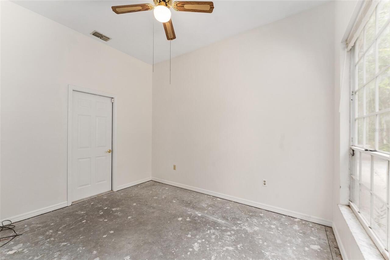 Listing Photo 33