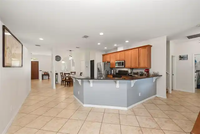 Listing Photo 17