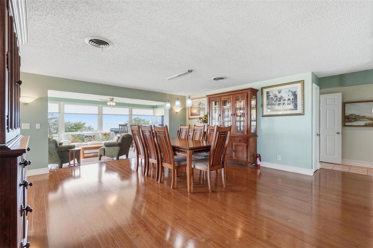 Listing Photo 42