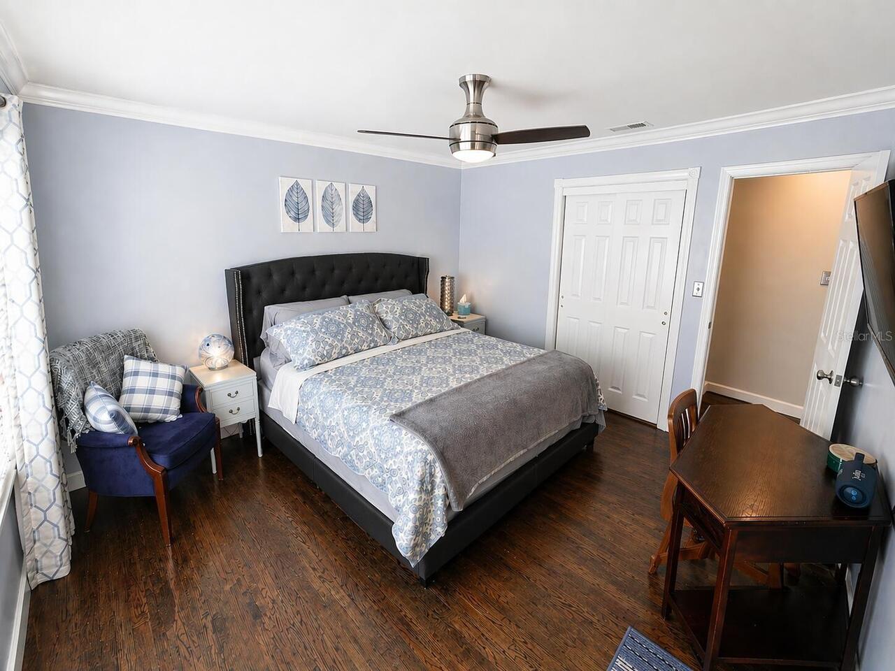 Listing Photo 11