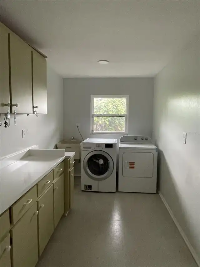 Listing Photo 19