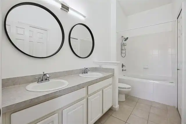 Listing Photo 25