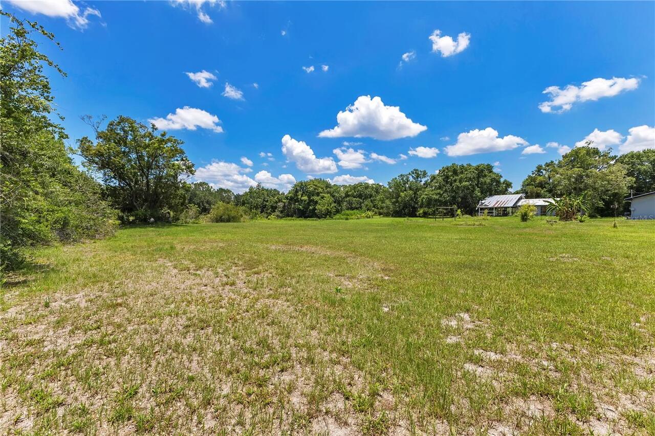 Listing Photo 18