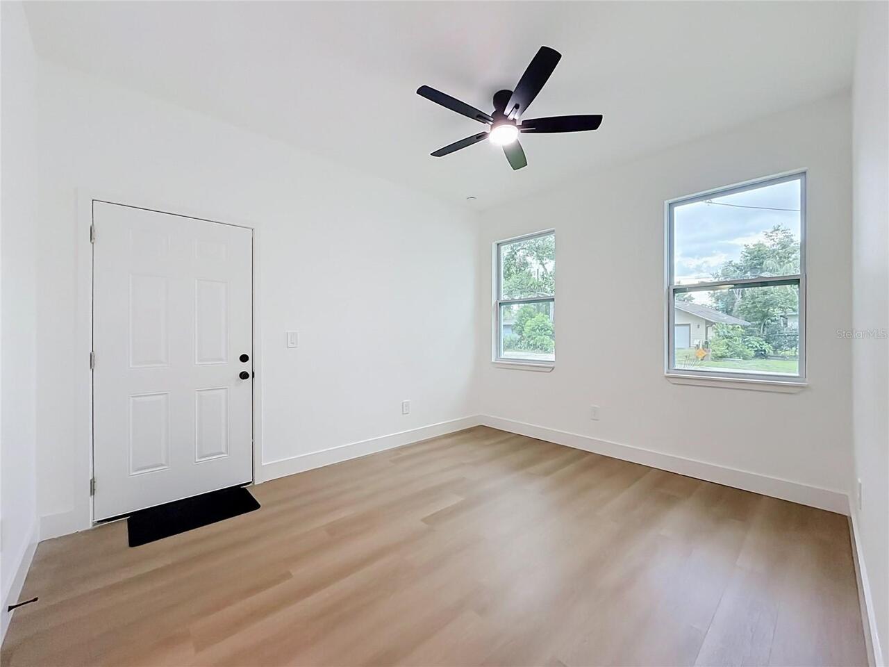 Listing Photo 33