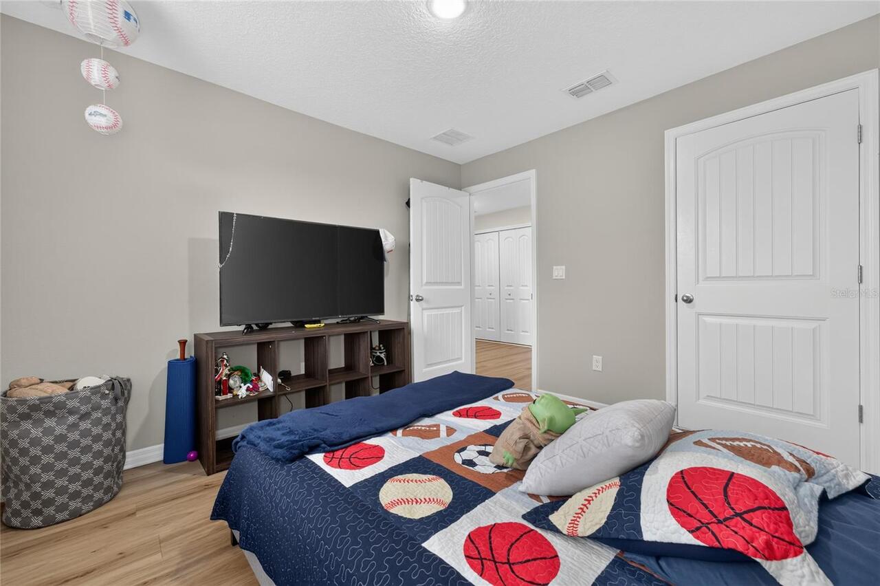 Listing Photo 14