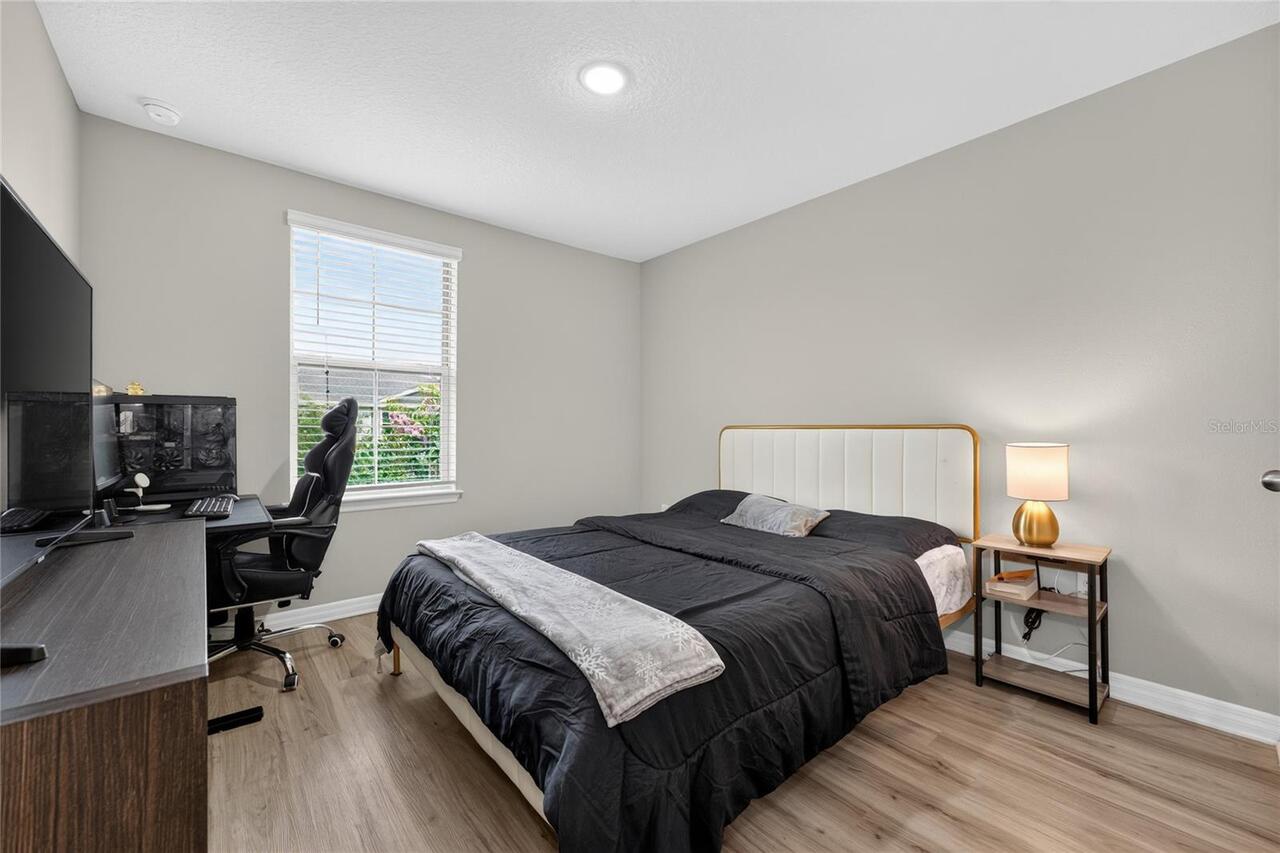Listing Photo 15