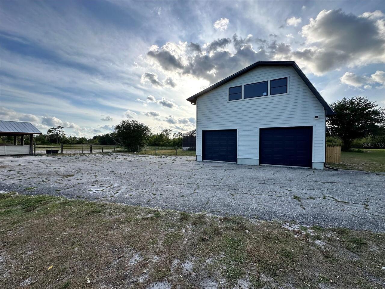 Listing Photo 9