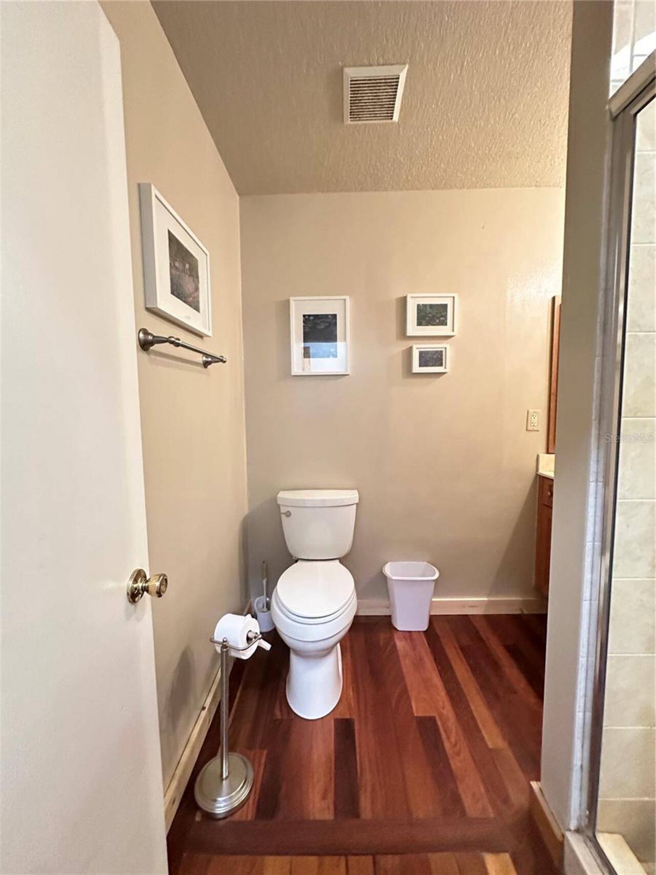 Listing Photo 28
