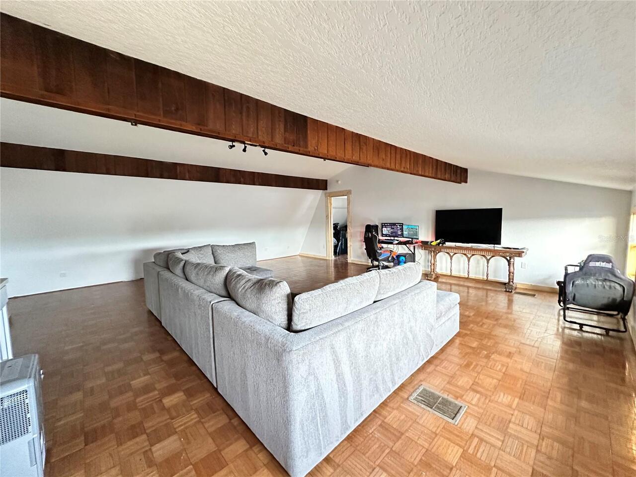 Listing Photo 52
