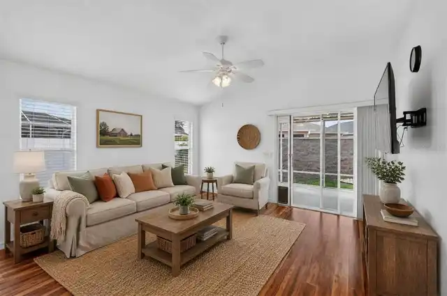 Listing Photo 22