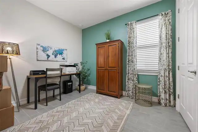 Listing Photo 16