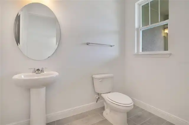 Listing Photo 12