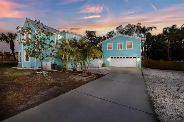 Palm Harbor Real Estate